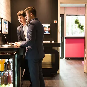 3* Otel Qbic Wtc