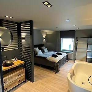 vakantiewoning-in-het-heuvelland-nabij-valkenburg.maastrichthotels.net/