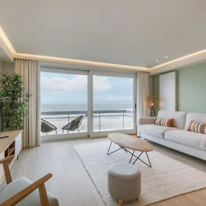 pleasant-apartment-with-frontal-sea-view.hotelsghent.com/